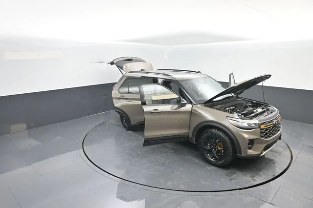 New 2026 Marsh Gray Ford Tremor® image 37