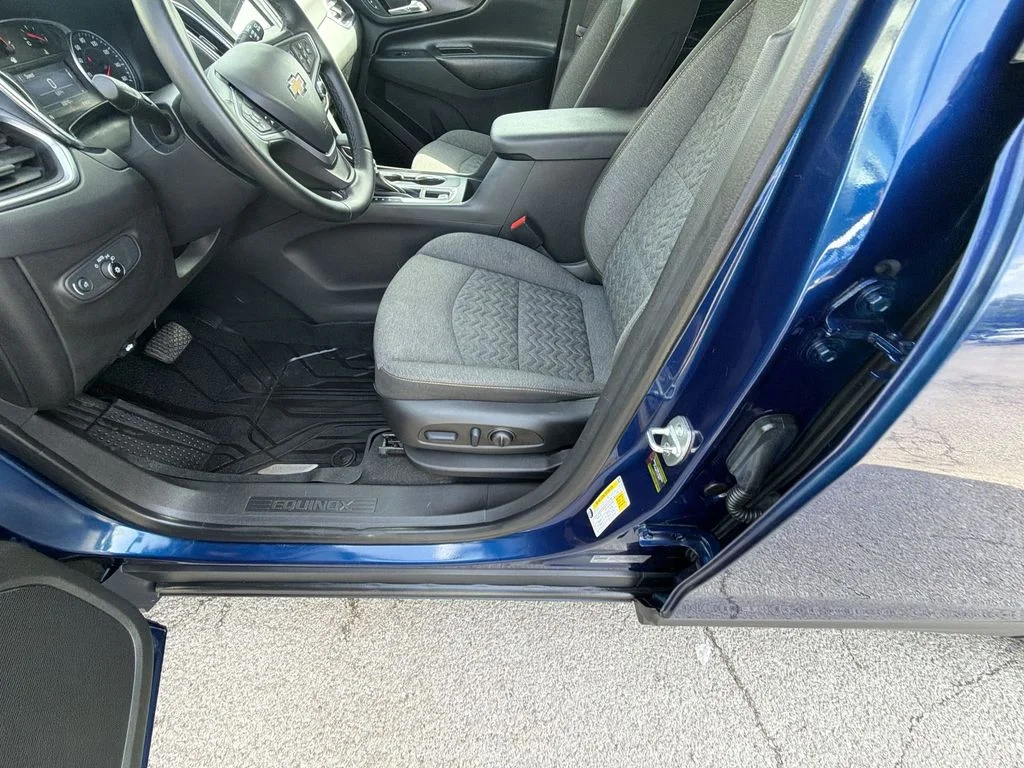Used 2023 Blue Chevrolet LT image 12