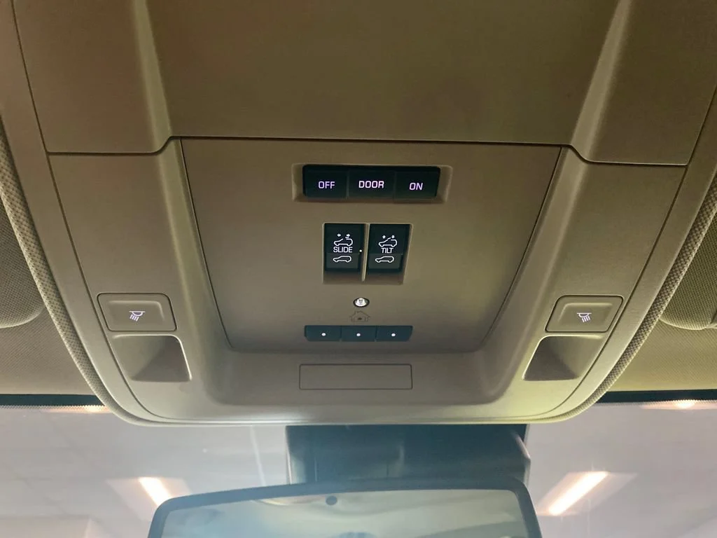Used 2018 DEEP MAHOGANY METALLIC GMC SLT image 25