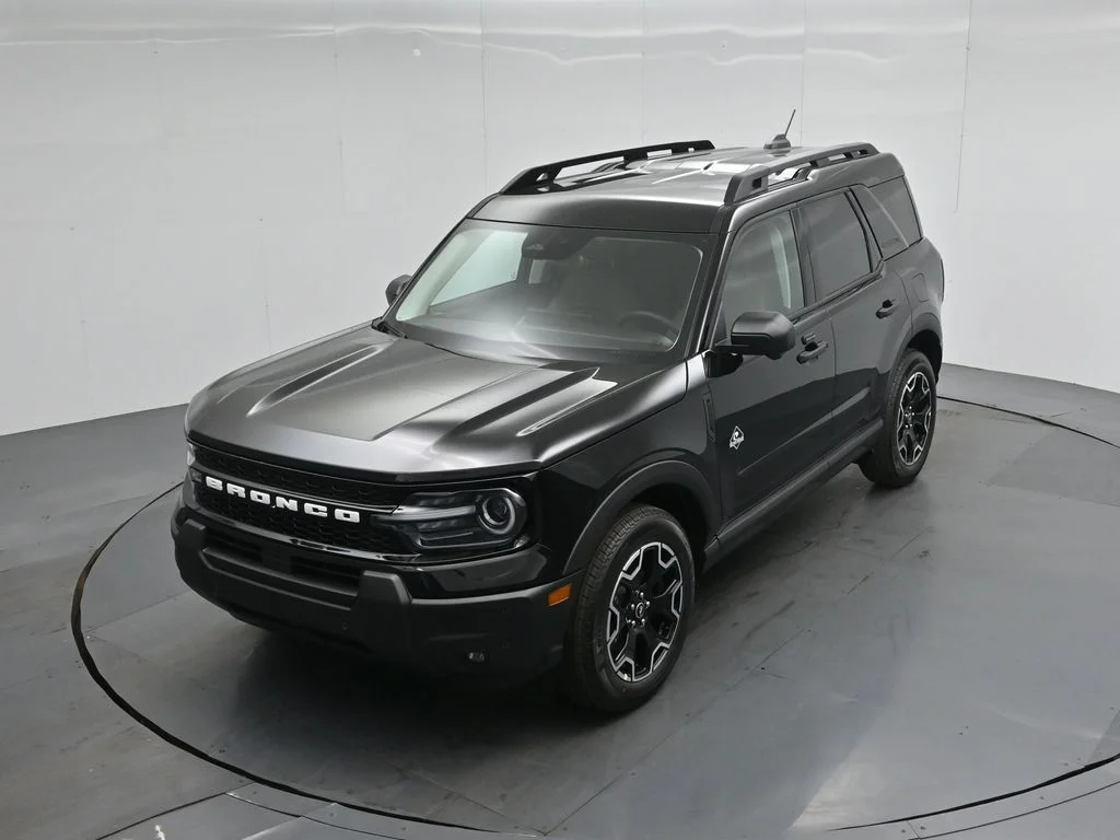 New 2026 Shadow Black Ford Outer Banks image 34