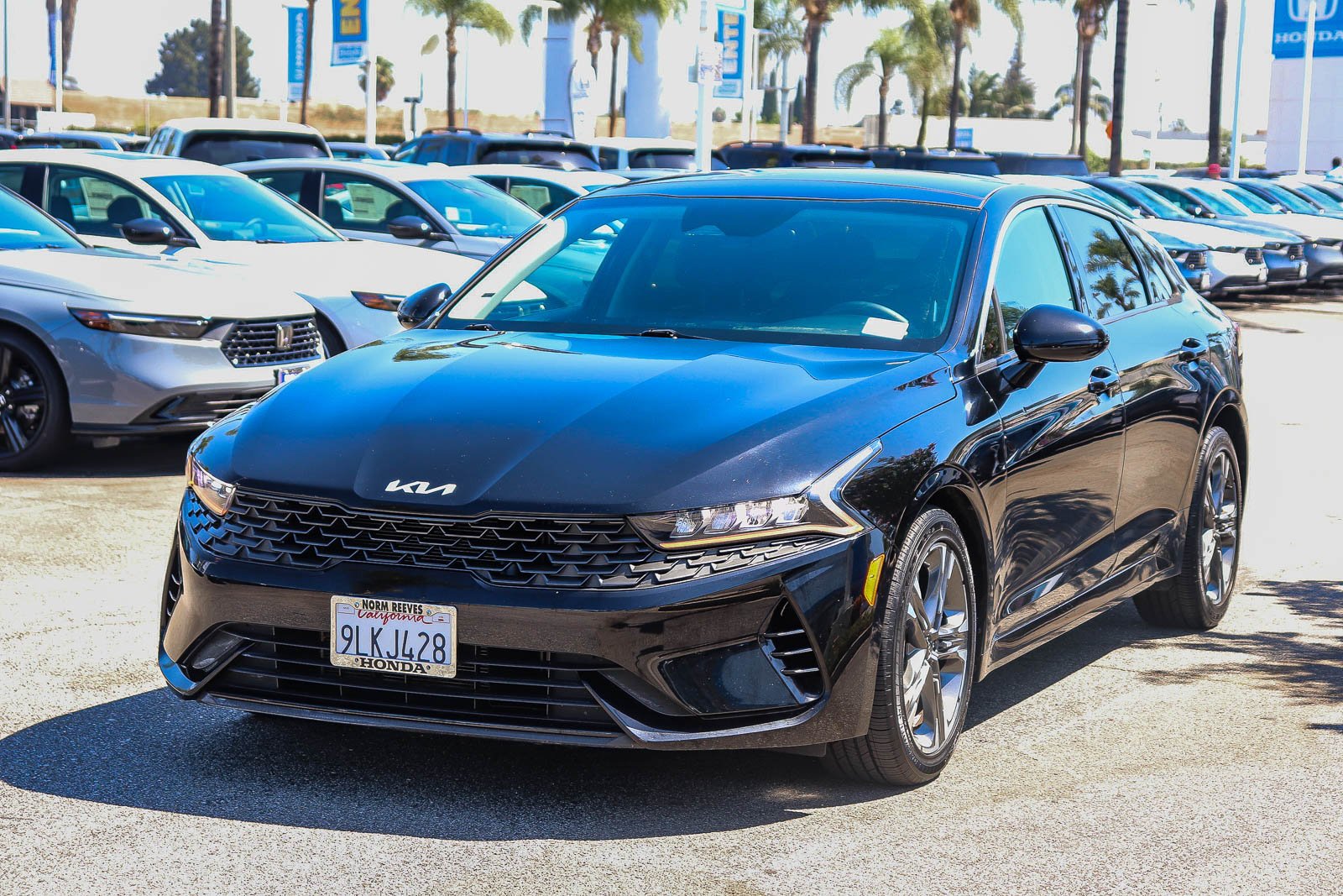 Used 2022 Ebony Black Kia EX image 3