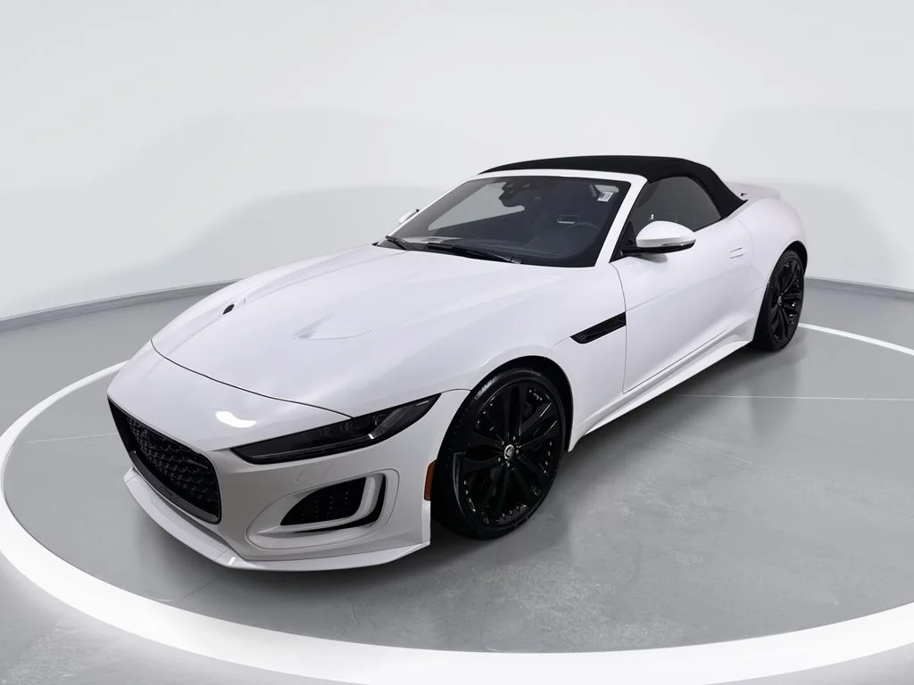 2024 Jaguar F-TYPE P450 R-Dynamic Convertible's photo