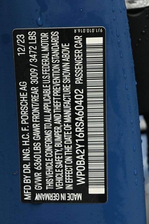 2024 PORSCHE TAYCAN - Image 35