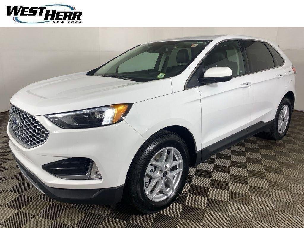 Used 2024 Oxford White Ford SEL image 52