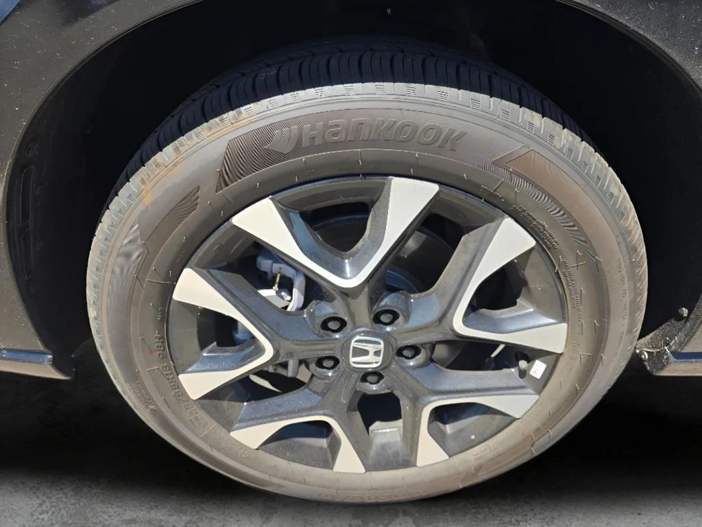 Used 2026 Urban Gray Pearl Honda EX-L image 17