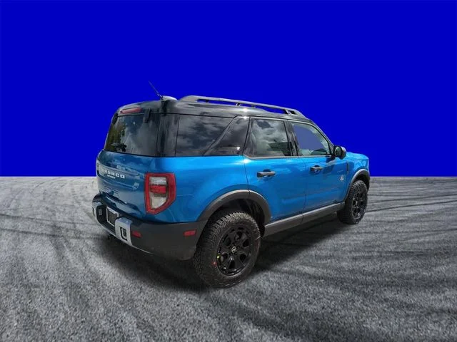 New 2026 Velocity Blue Metallic Ford Outer Banks® image 4