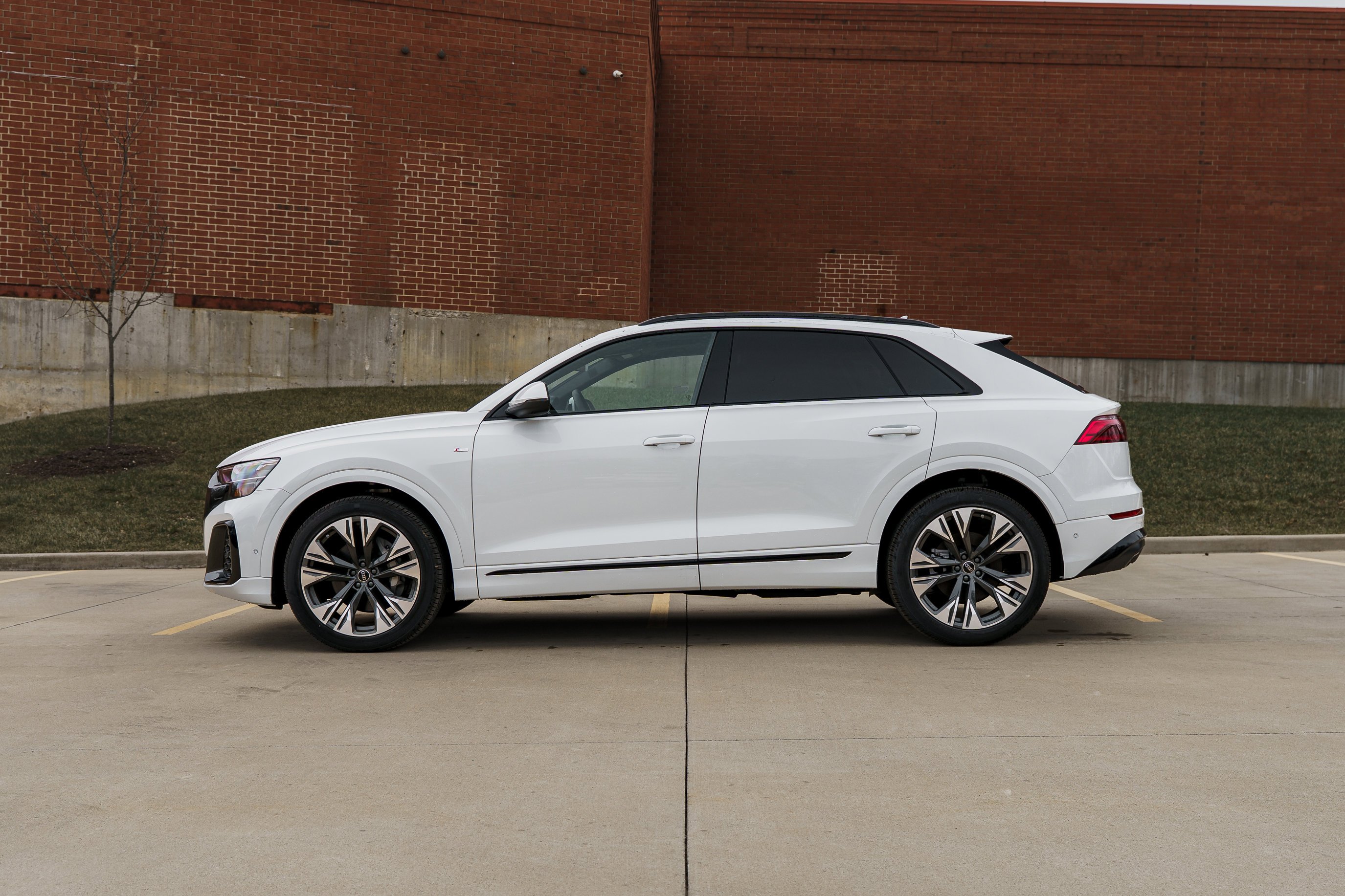 New 2026 Glacier White Metallic Audi Premium Plus image 6