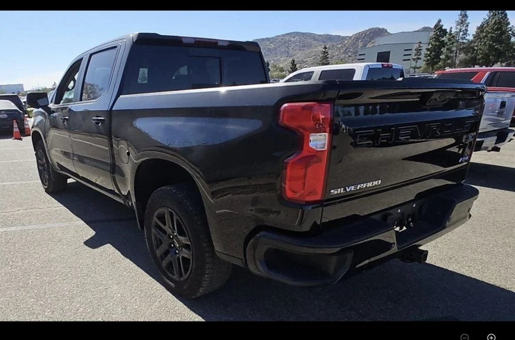 Used 2025 Black Chevrolet RST image 2