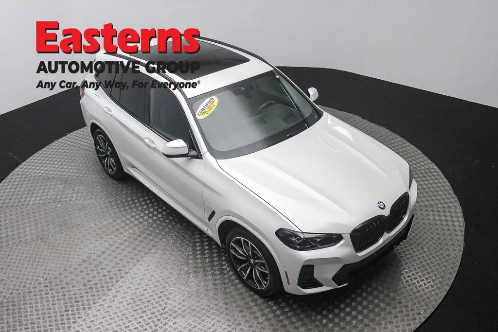 Used 2023 White BMW xDrive30i image 3