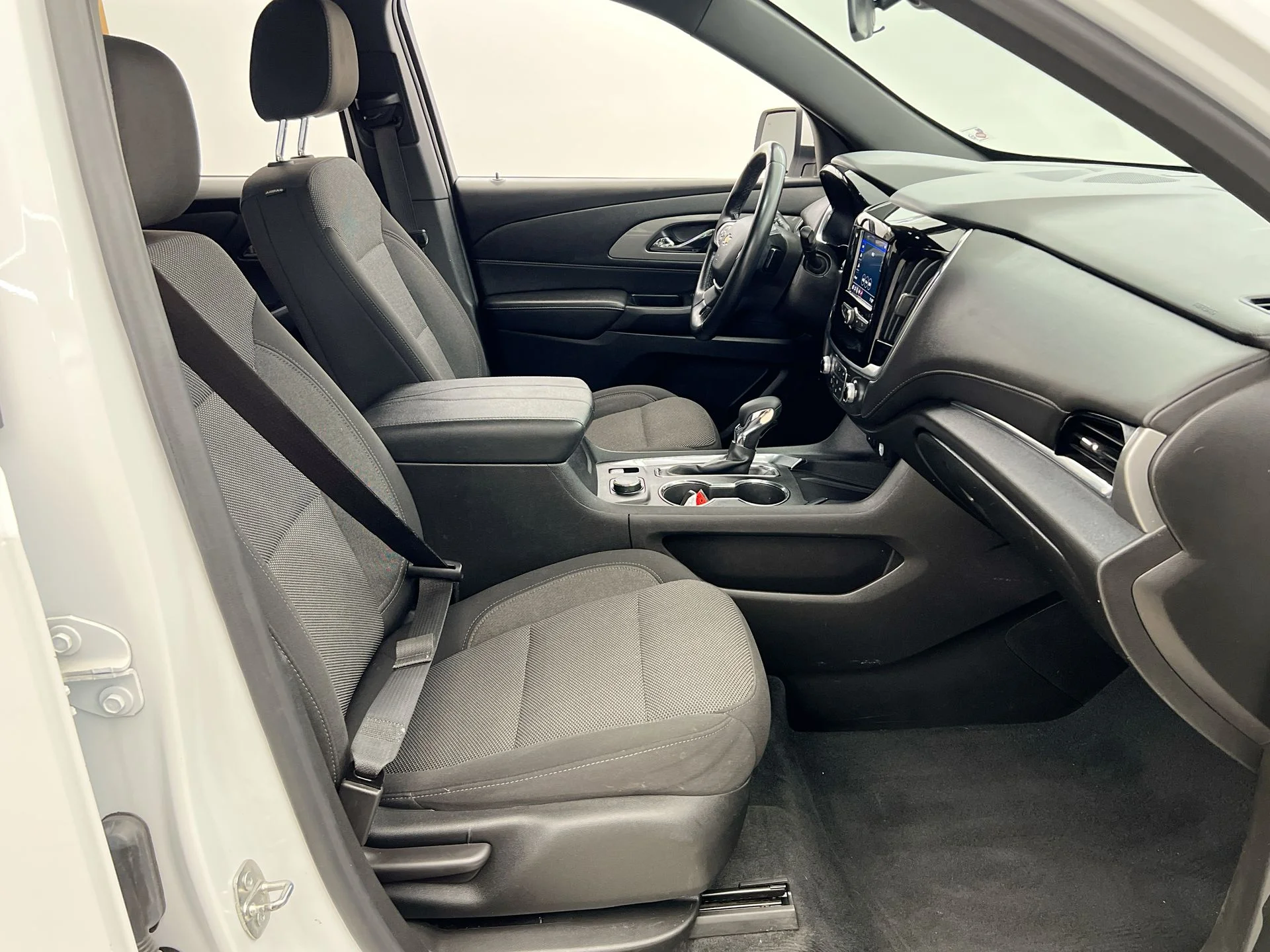 Used 2023 White Chevrolet LT image 15