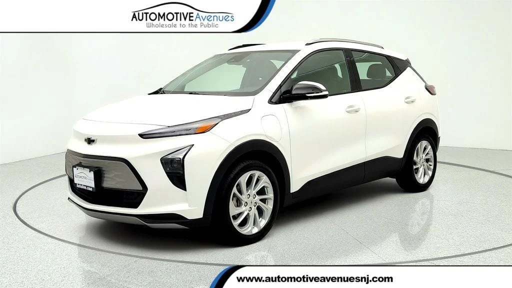2022 Chevrolet Bolt EUV LT's photo