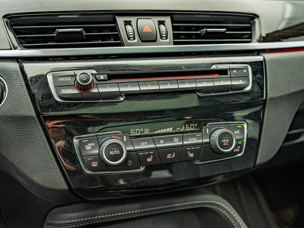 Used 2017 Jet Black BMW xDrive28i image 27