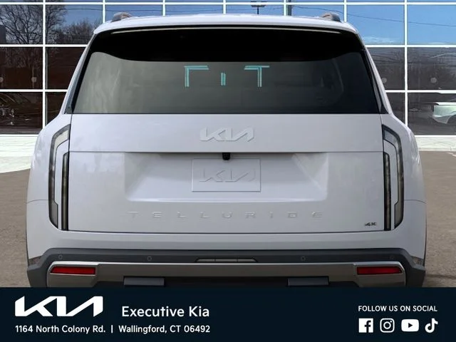 New 2027 White Kia S image 13