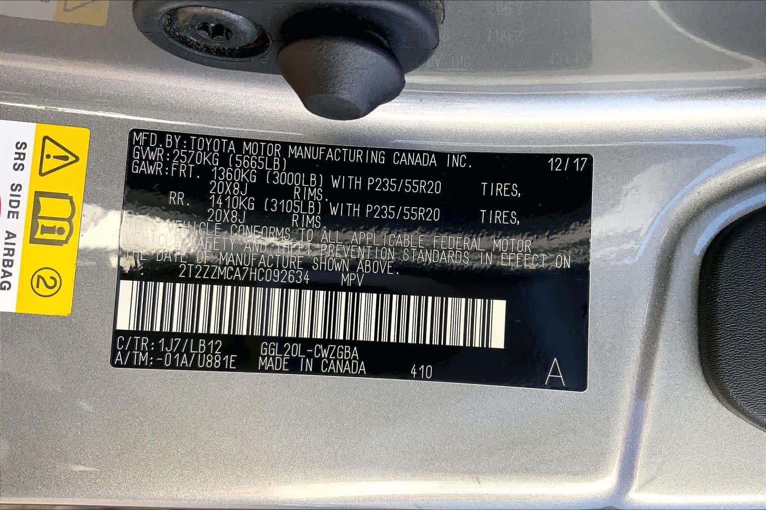 Used 2017 Atomic Silver Lexus  image 36