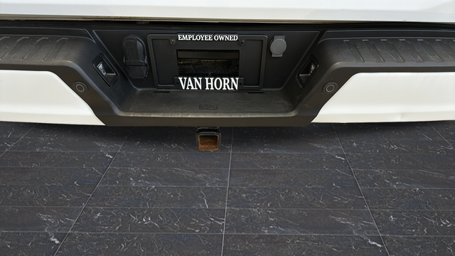 Used 2023 Oxford White Ford XLT image 36
