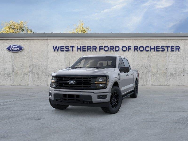 Used 2026 Avalanche Gray Ford XLT image 3