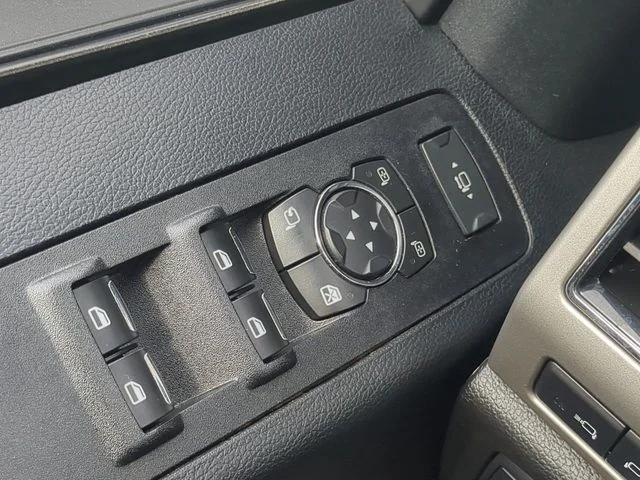 Certified Used 2020 Magnetic Metallic Ford Lariat image 25