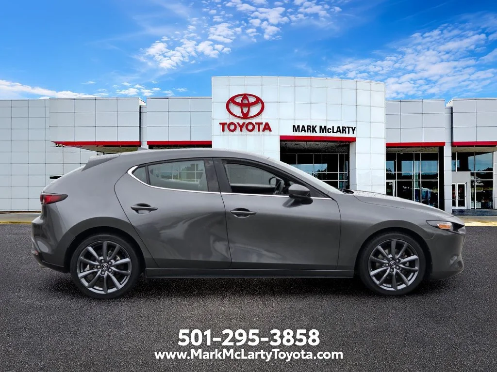 Used 2020 Gray Mazda Preferred image 6
