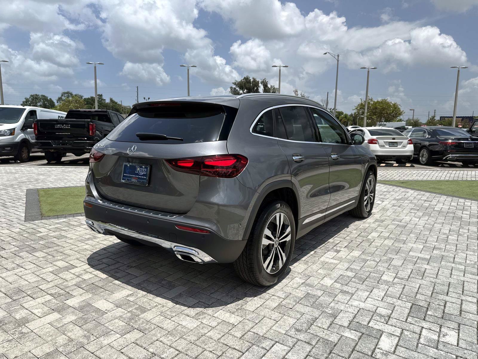 New 2026 Gray Metallic Mercedes-Benz 250 SUV image 5