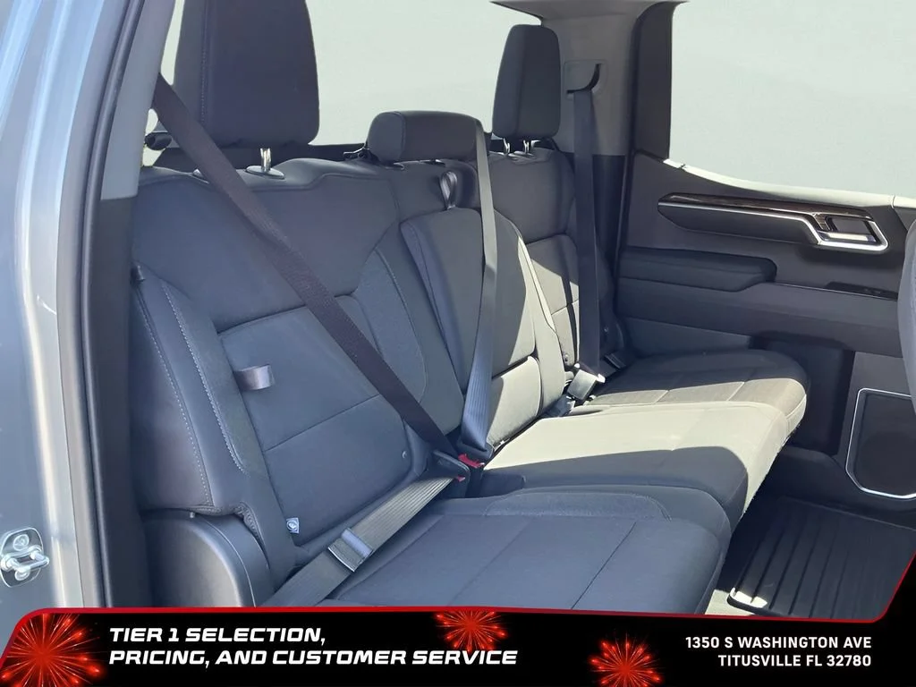 New 2026 Sterling Metallic GMC Elevation image 13