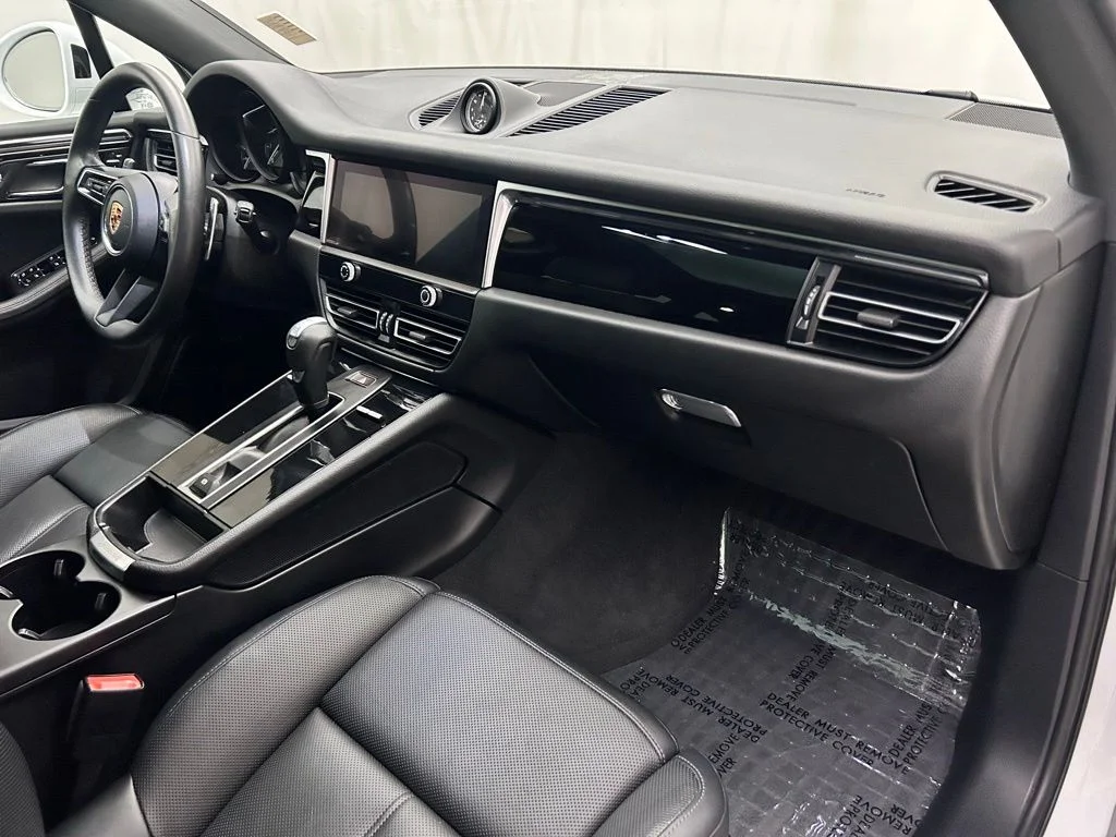 Used 2024 White Porsche  image 18