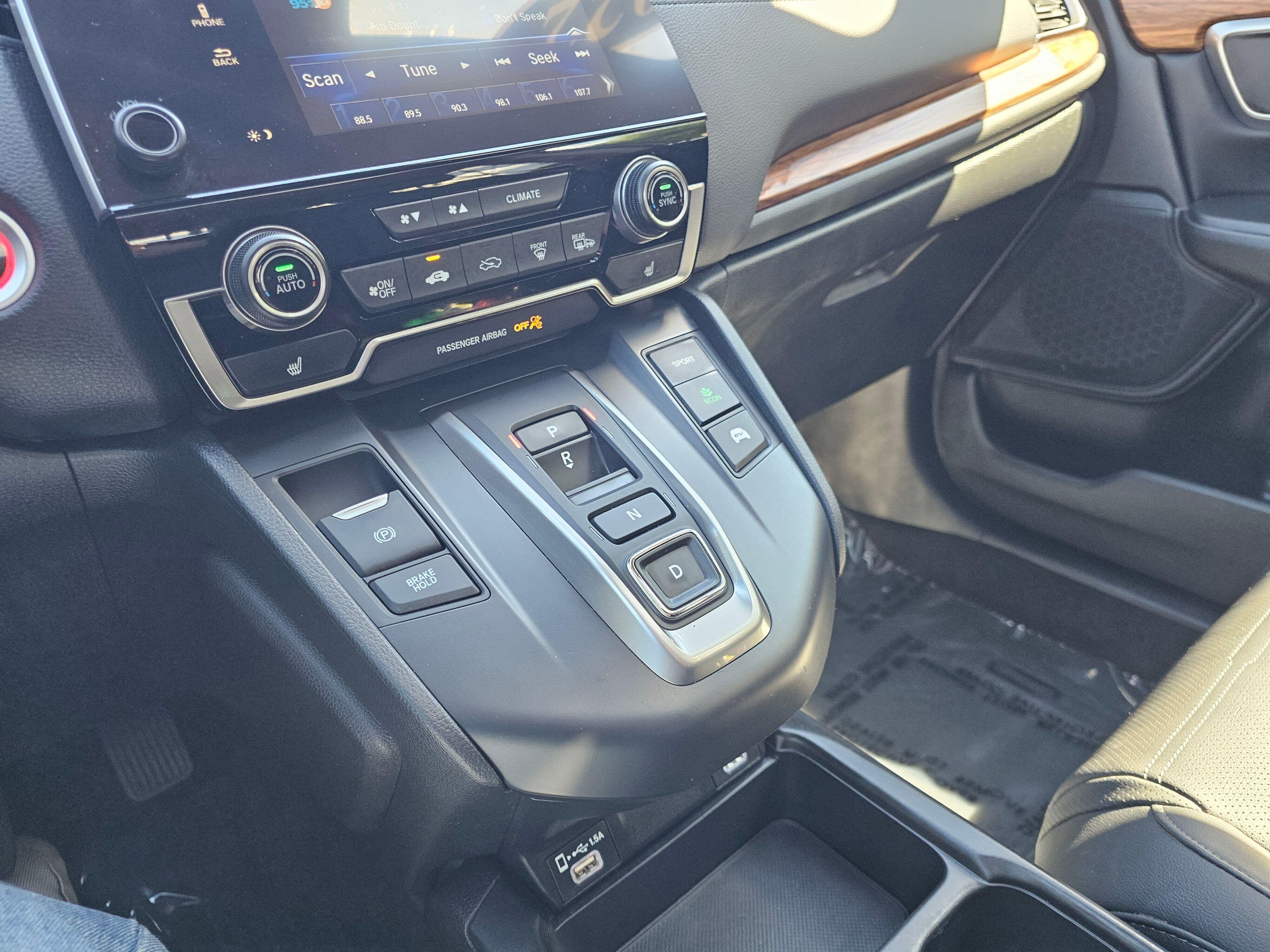 Used 2022 Modern Steel Metallic Honda EX-L image 30