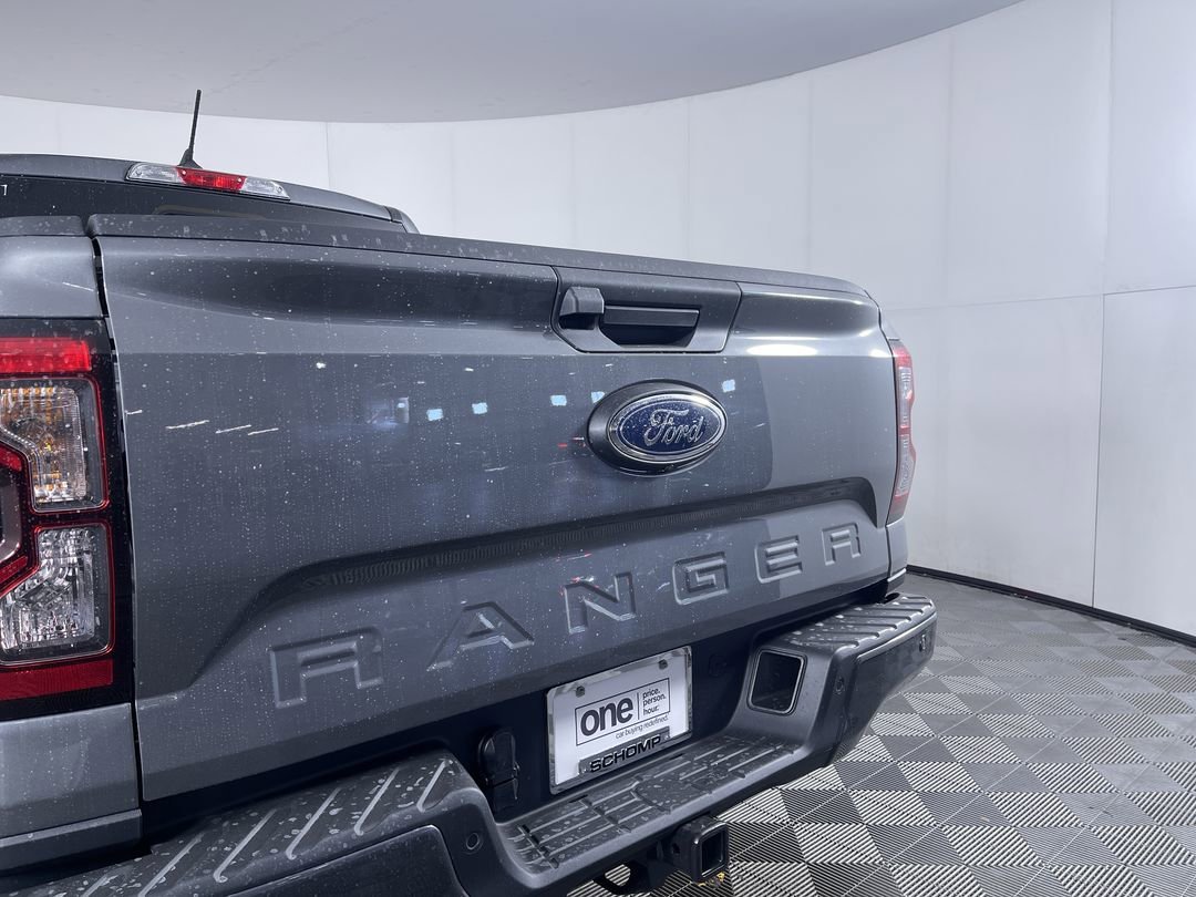 New 2025 Carbonized Gray Metallic Ford XLT image 24