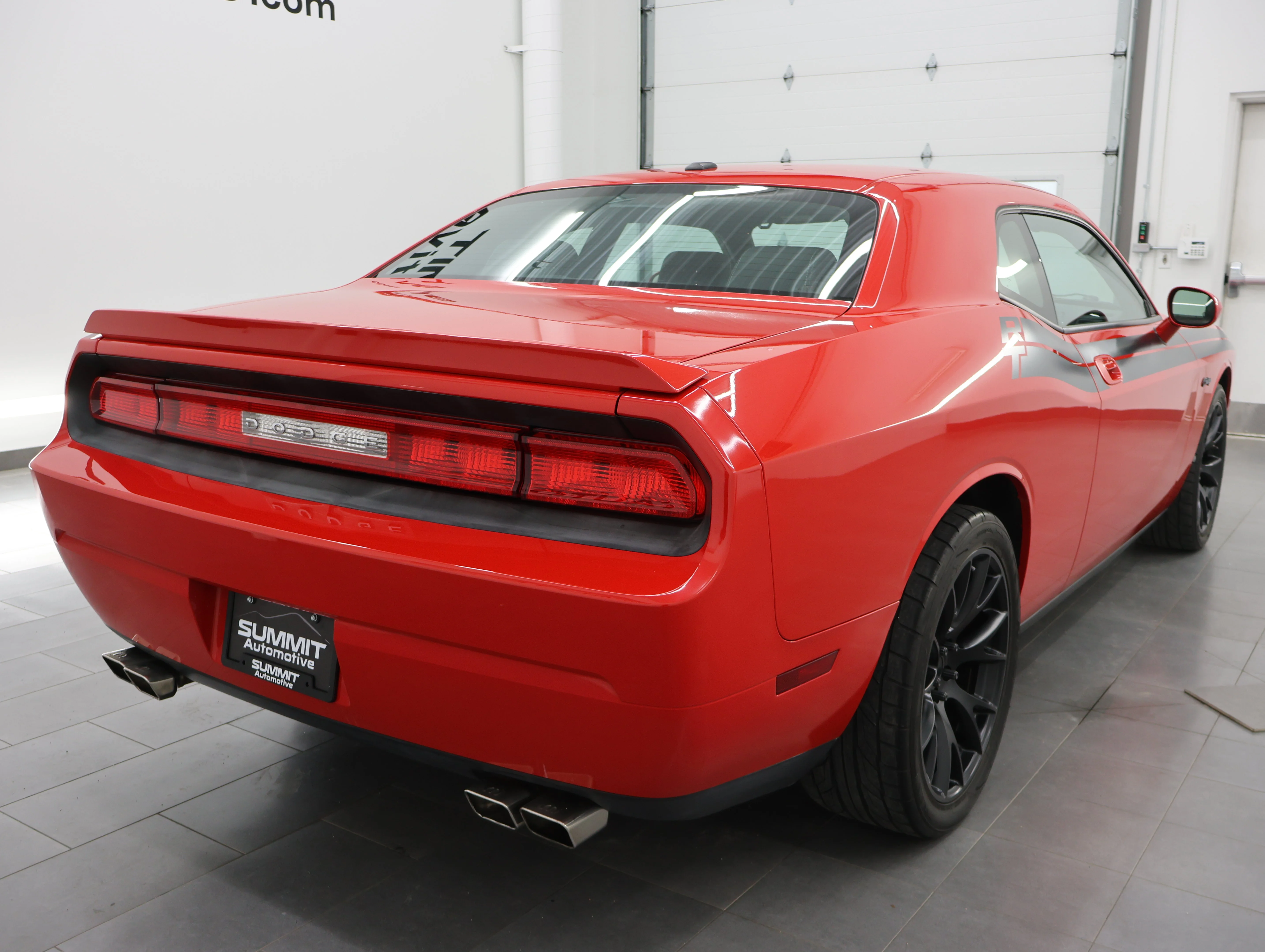 Used 2010 Torred Dodge R/T image 5