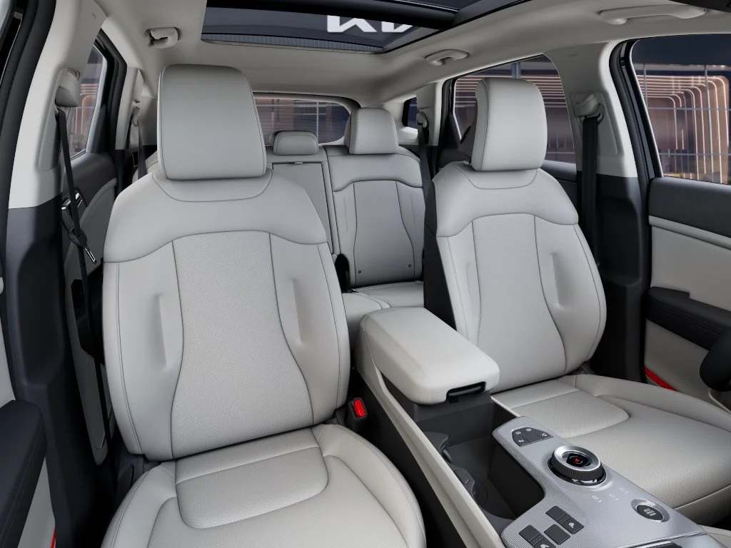 New 2027 Fusion Black Kia EX image 42