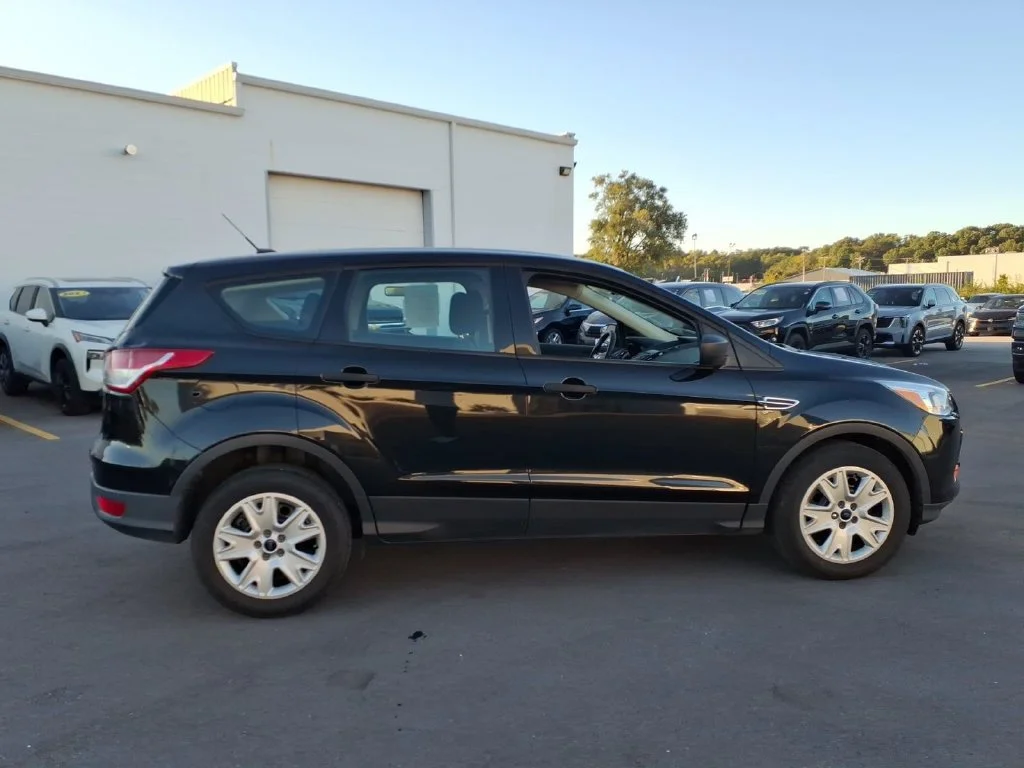 Used 2014 Ford Escape S with VIN 1FMCU0F75EUA98427 for sale in Moline, IL