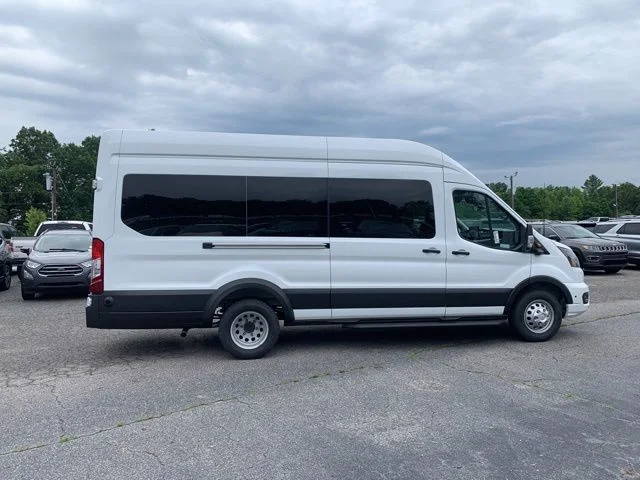New 2026 White Ford Passenger Van XLT image 13