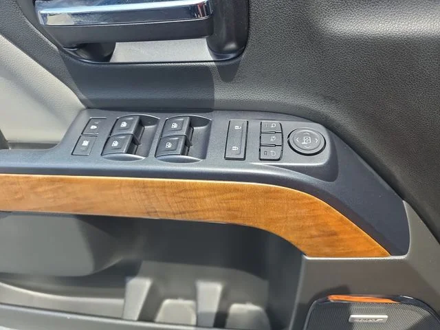 Used 2015 Gray Chevrolet LTZ image 29