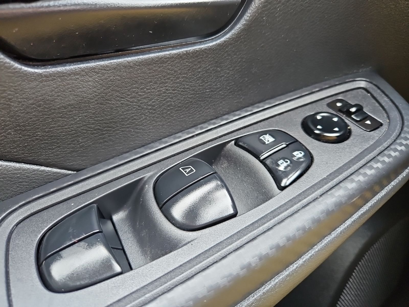 Used 2024 Blue Nissan 1.6 S image 27