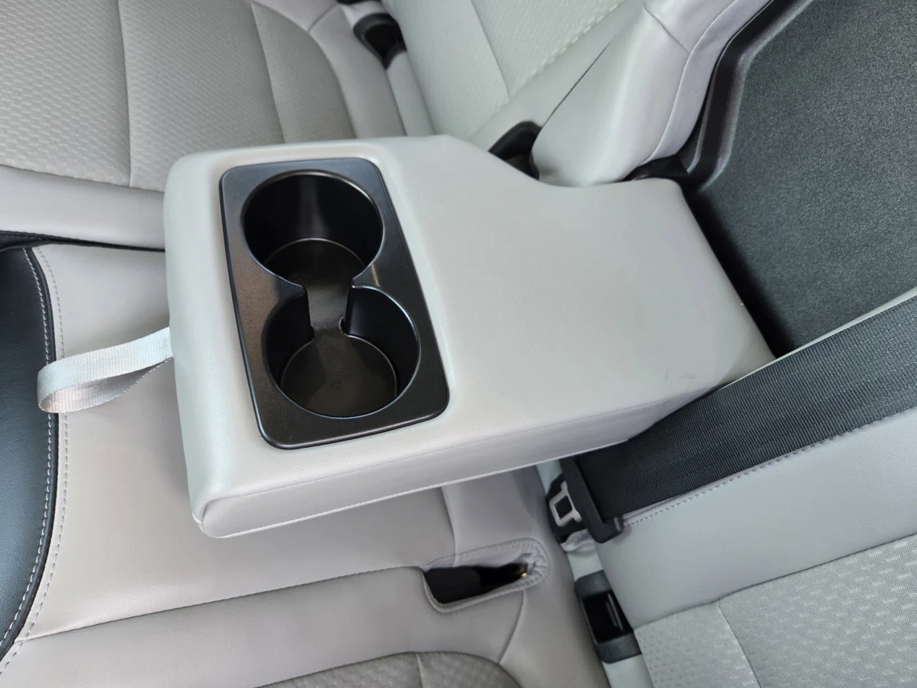 Used 2026  Ford PHEV image 30