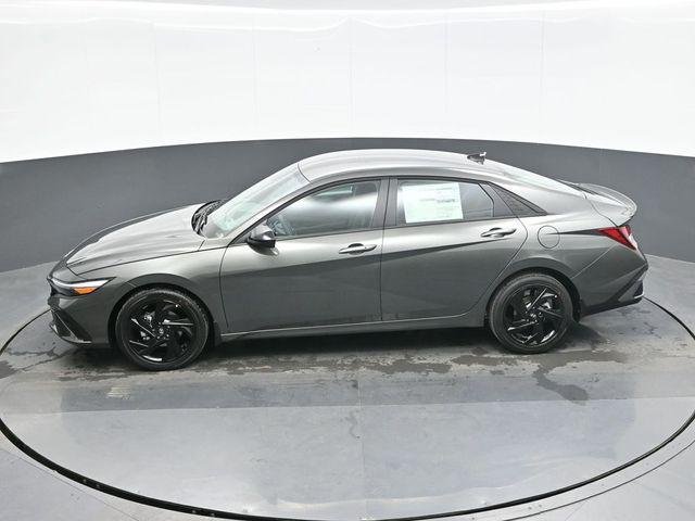 New 2026 Gray Hyundai SEL Sport image 12