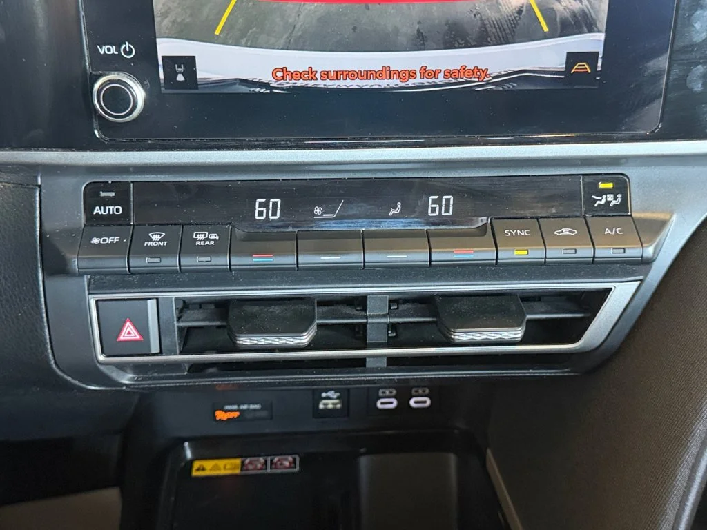Used 2025 White Toyota LE image 23