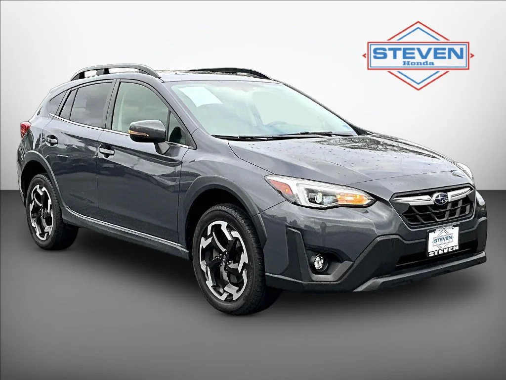 Used 2021 Gray Metallic Subaru Limited image 1