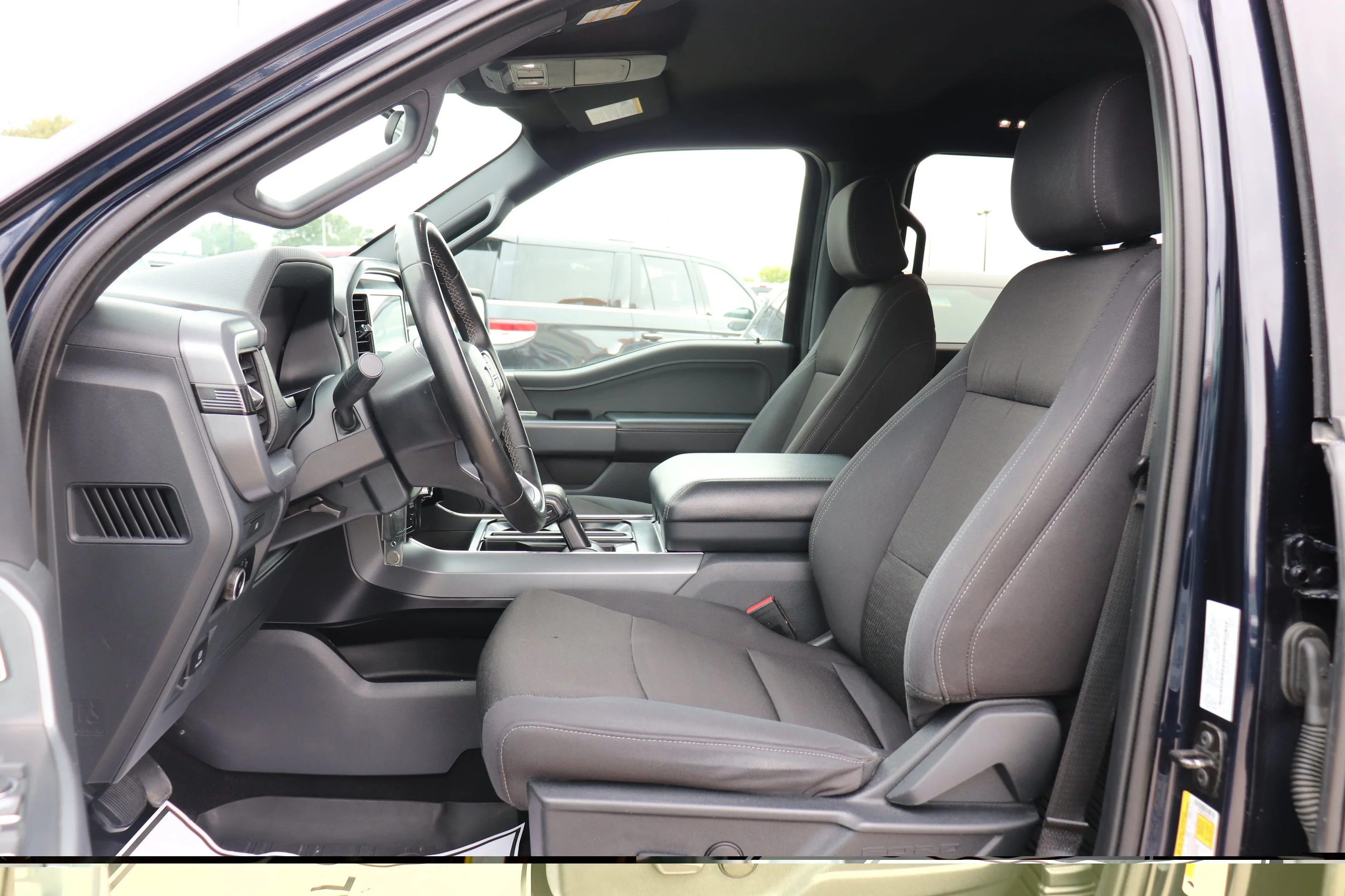 Certified Used 2025 Blue Ford XLT 4WD SuperCrew 5.5