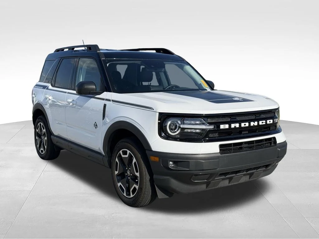 Used 2024 White Ford Outer Banks image 26