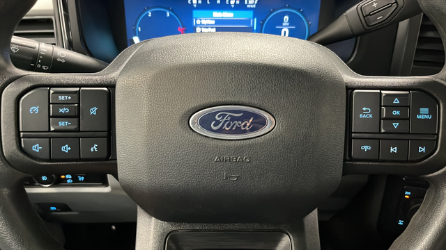 Used 2024 Agate Black Metallic Ford XLT image 15