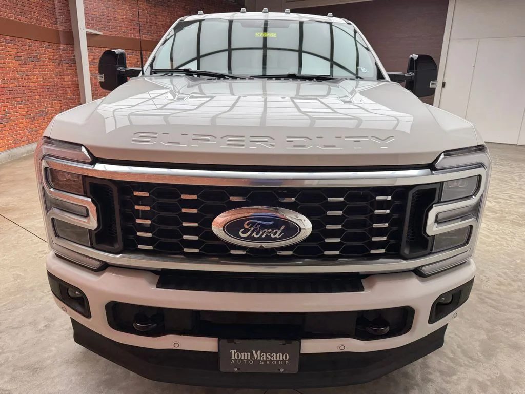 New 2026 Star White Metallic Tri-Coat Ford F-350® Platinum® image 9