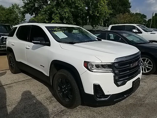 Used 2021 White GMC AT4 image 1