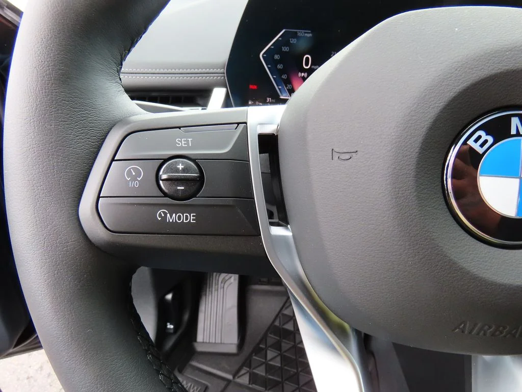 2025 BMW X1 28i - Photo 41
