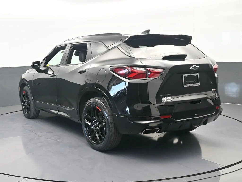 Used 2020 Black Chevrolet RS image 4