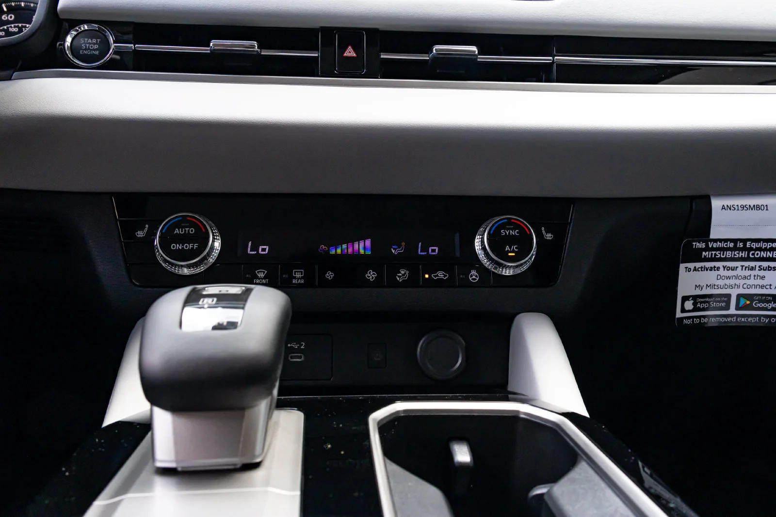 New 2026 White Mitsubishi SE 1.5T 2WD image 20