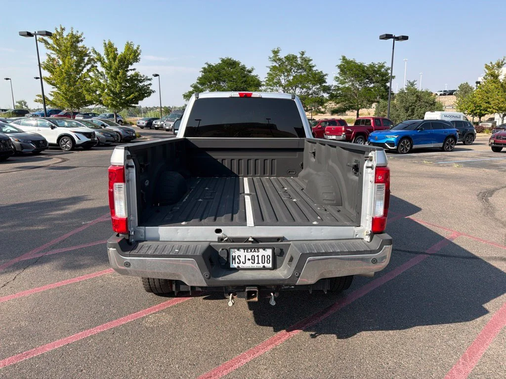 Used 2019 Silver Ford XLT image 4