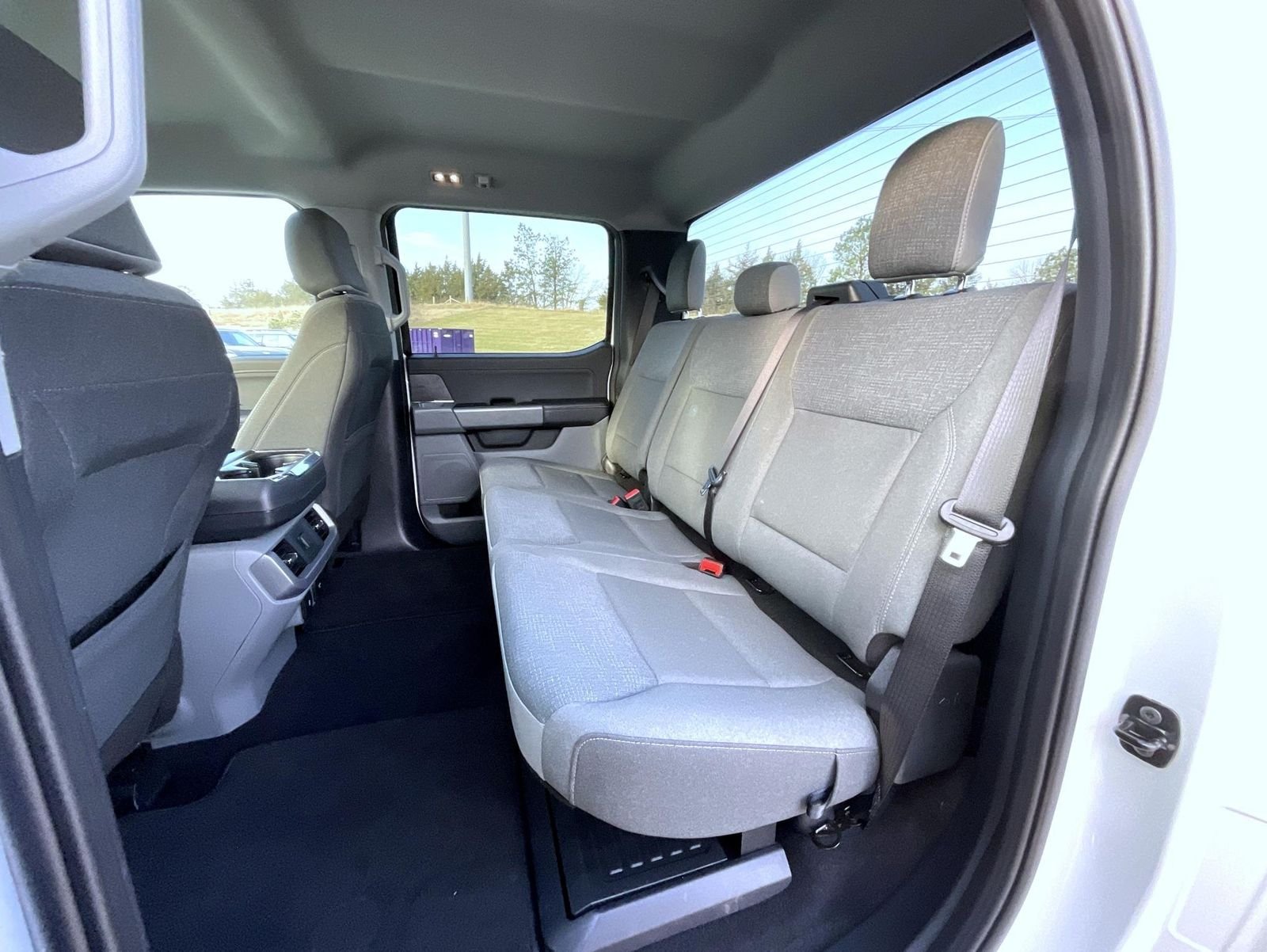 Used 2025 White Ford XLT image 19