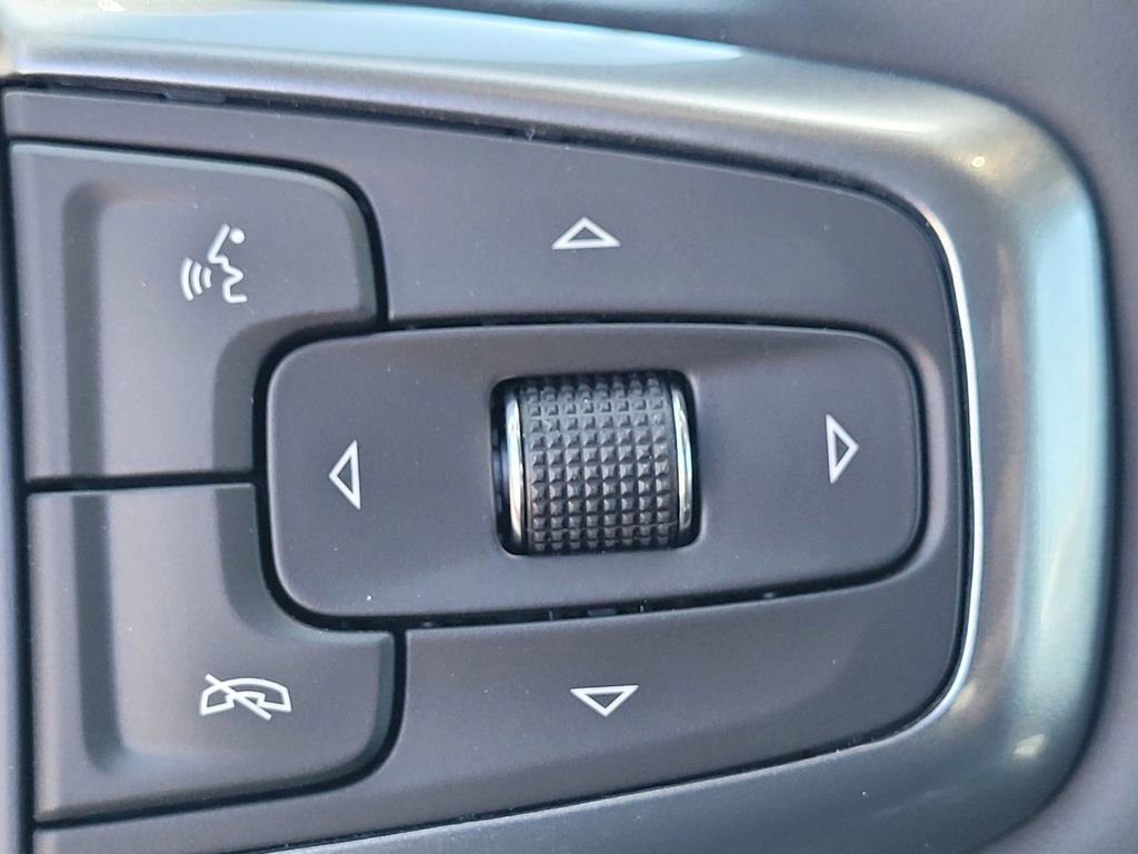 2025 Chevrolet Silverado 1500 LT - Photo 22