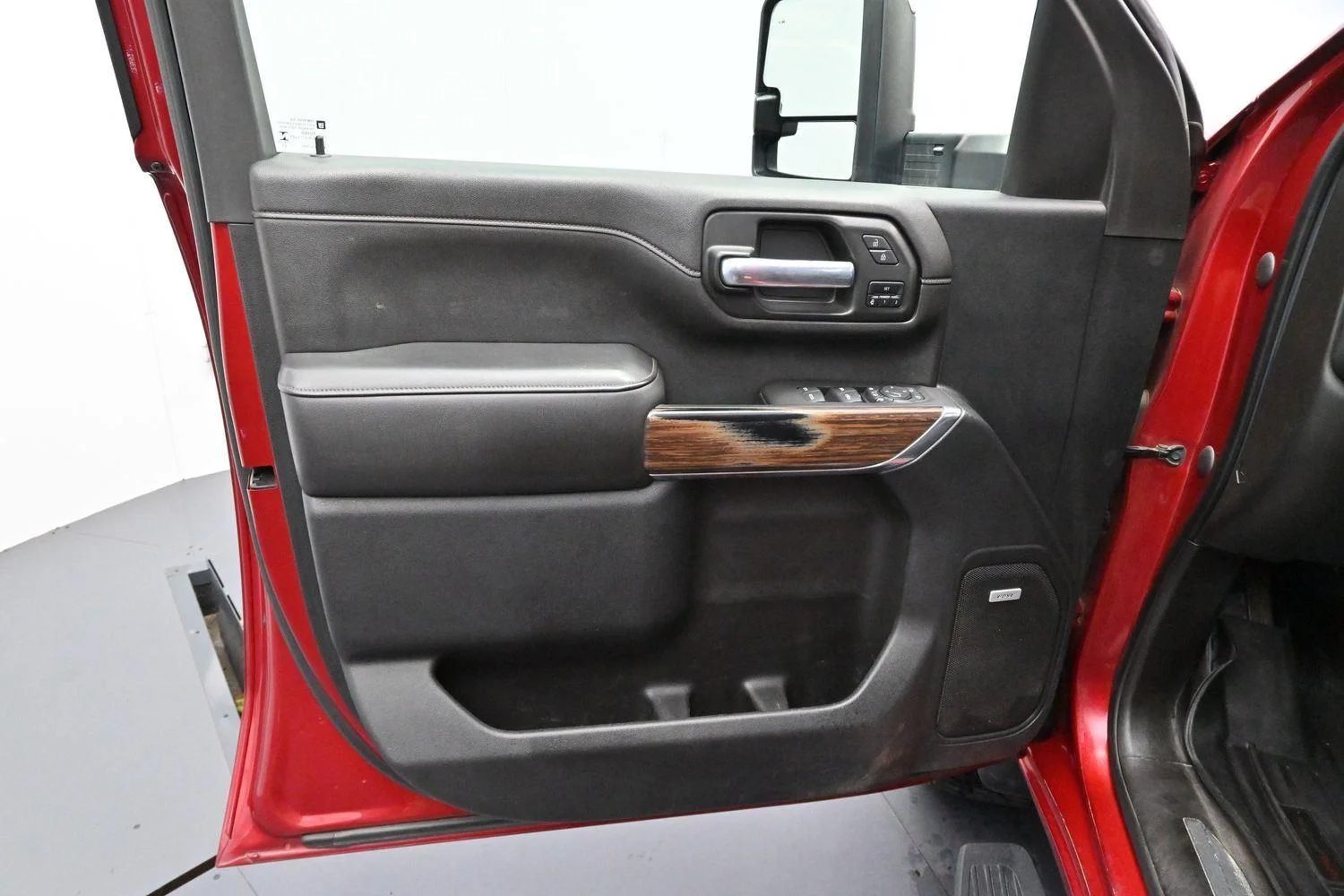 Used 2021 Cherry Red Tintcoat Chevrolet High Country image 9