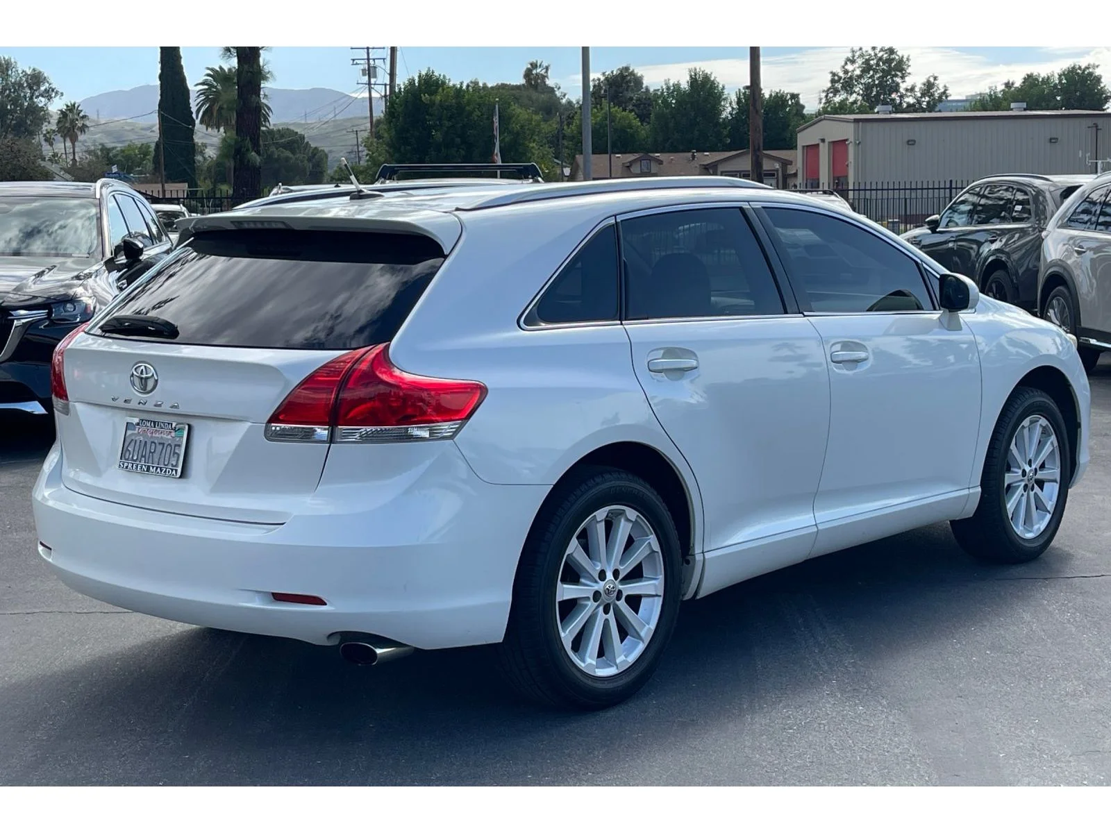 Used 2011 Blizzard Pearl Toyota Base image 7